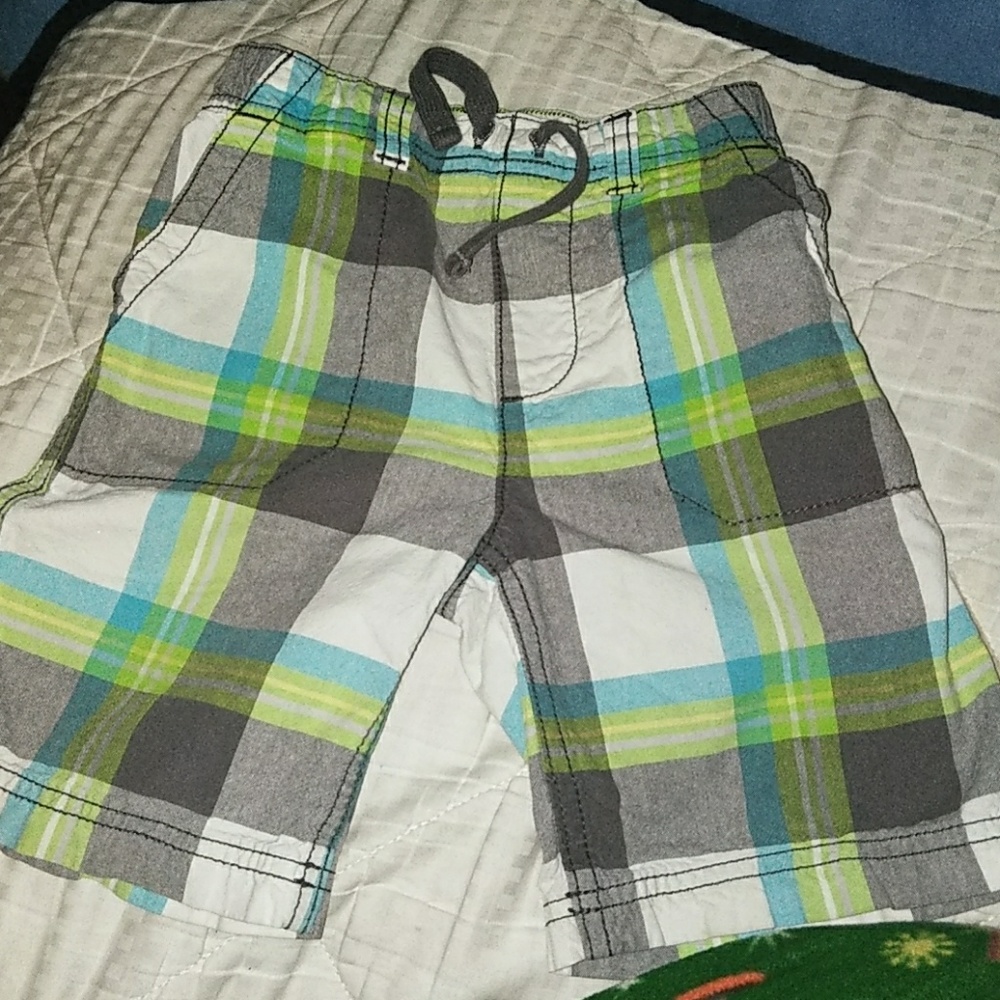 Boys draw String shorts